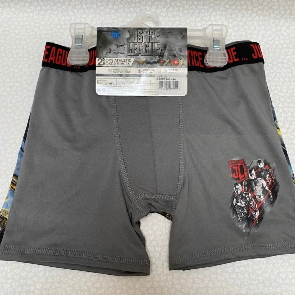 DC JUSTICE LEAGUE Size 8 -2 Boys Boxer Briefs NWT